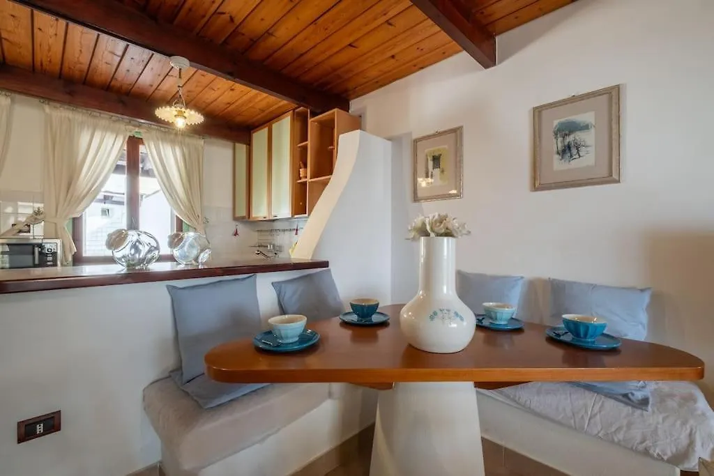 Villa House, Just 1 Minute From The Beach Porto Pino Italia